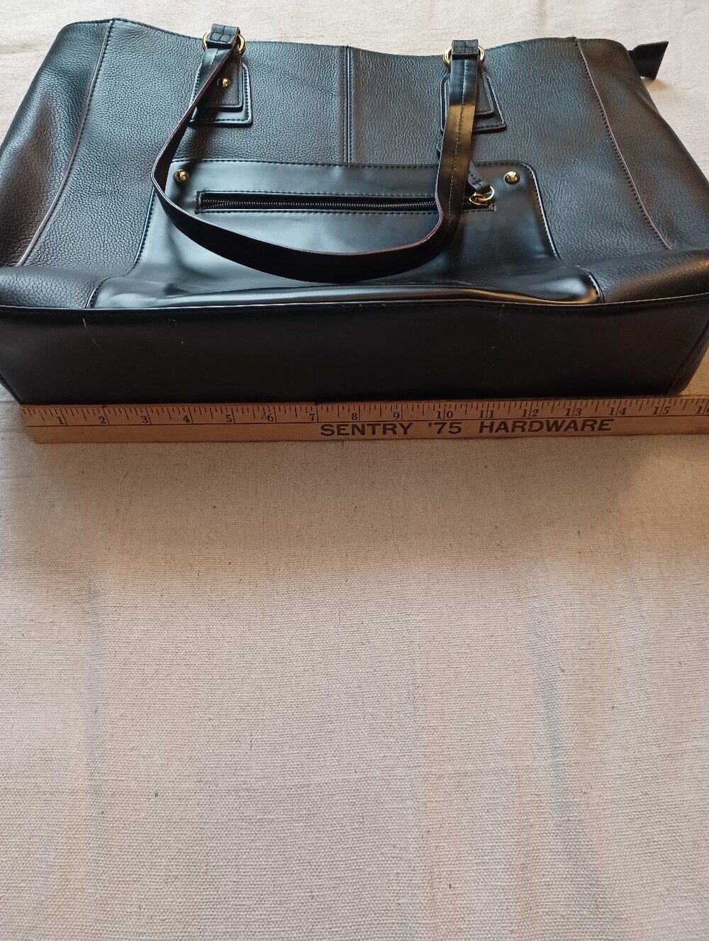 Emma Fox Black Leather Shoulder Bag - Picture 14 of 16